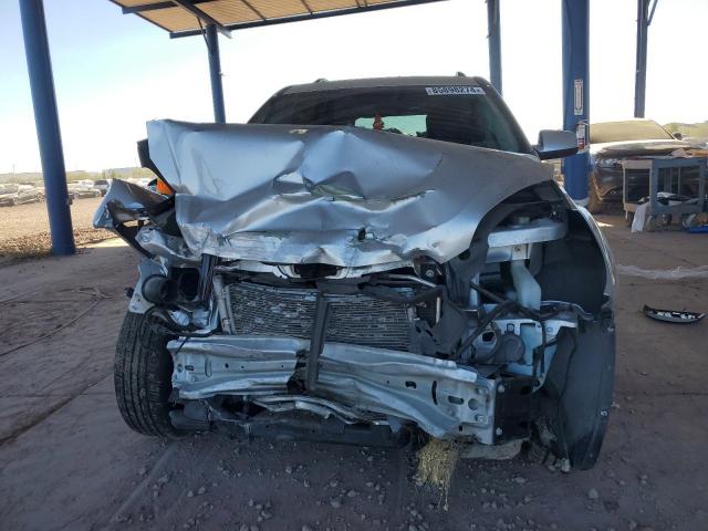  CHEVROLET EQUINOX 2017 Srebrny