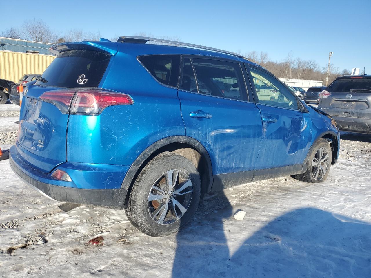 2016 Toyota RAV 4 - Image 3