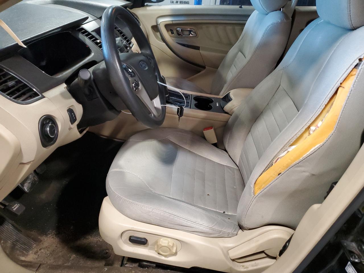 2014 Ford Taurus - Image 7