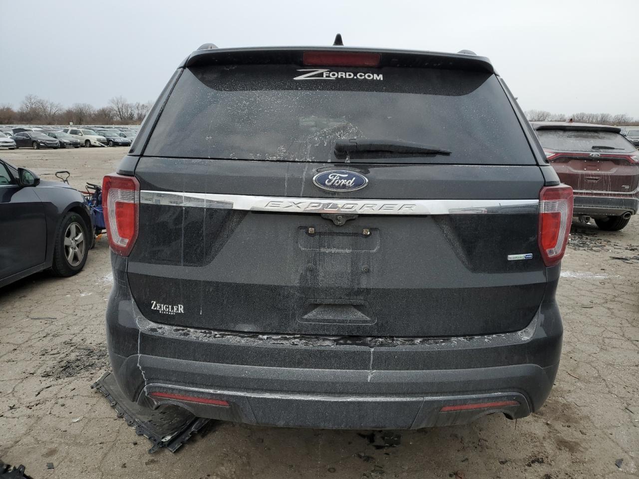 2017 Ford Explorer - Image 6