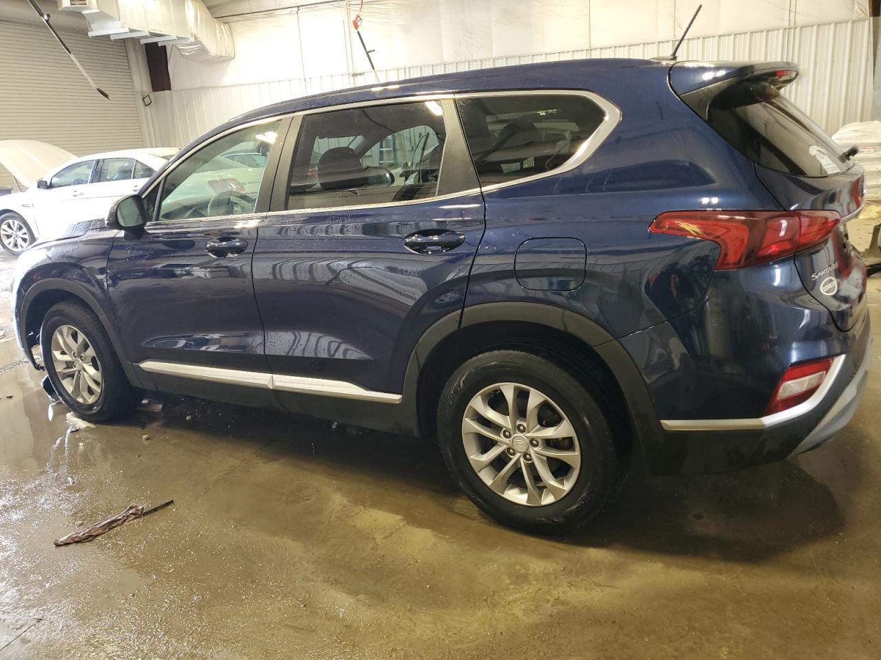 2019 Hyundai Santa Fe - Image 2
