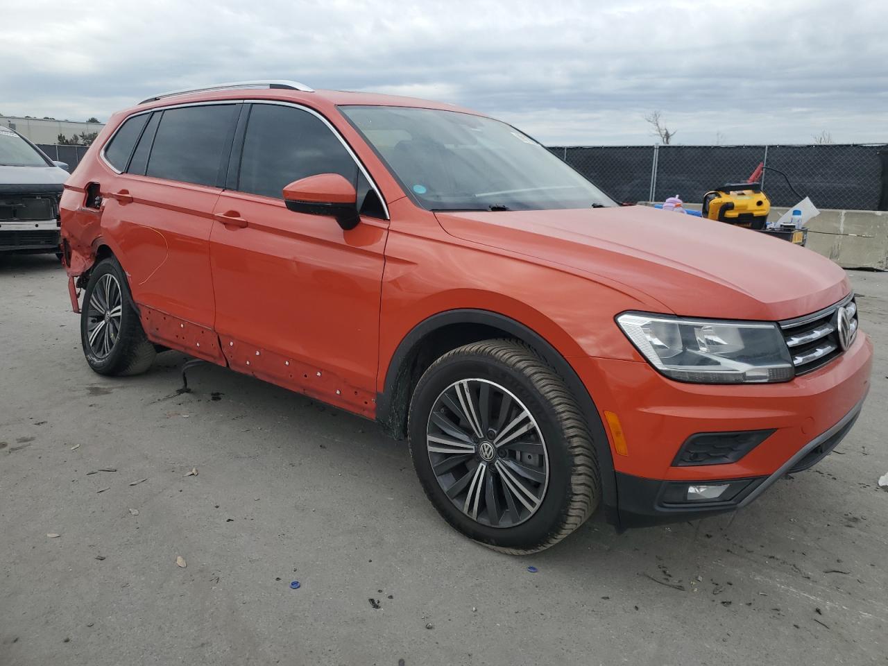2019 Volkswagen Tiguan - Image 4