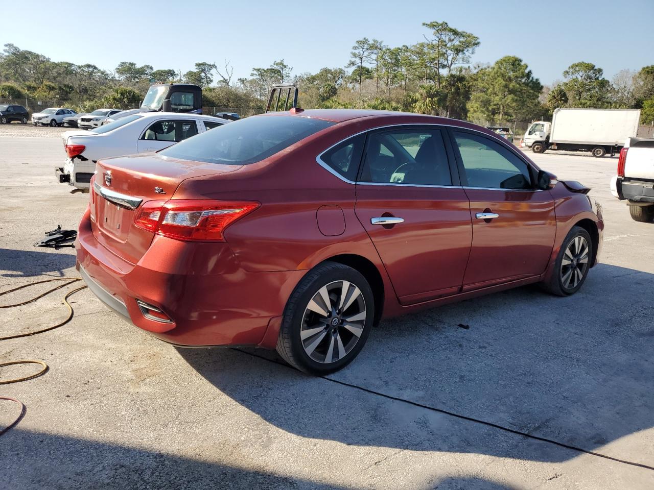 2016 Nissan Sentra - Image 3