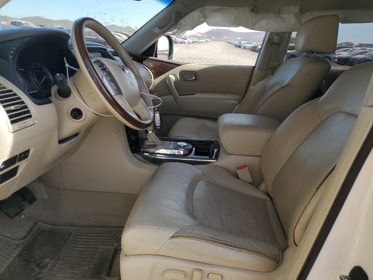2016 Infiniti QX80 - Image 7