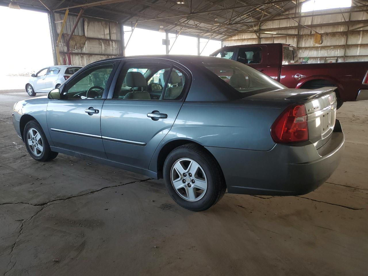2005 Chevrolet Malibu - Image 2