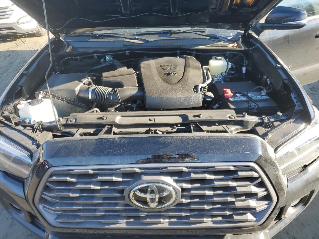 2021 Toyota Tacoma - Image 11