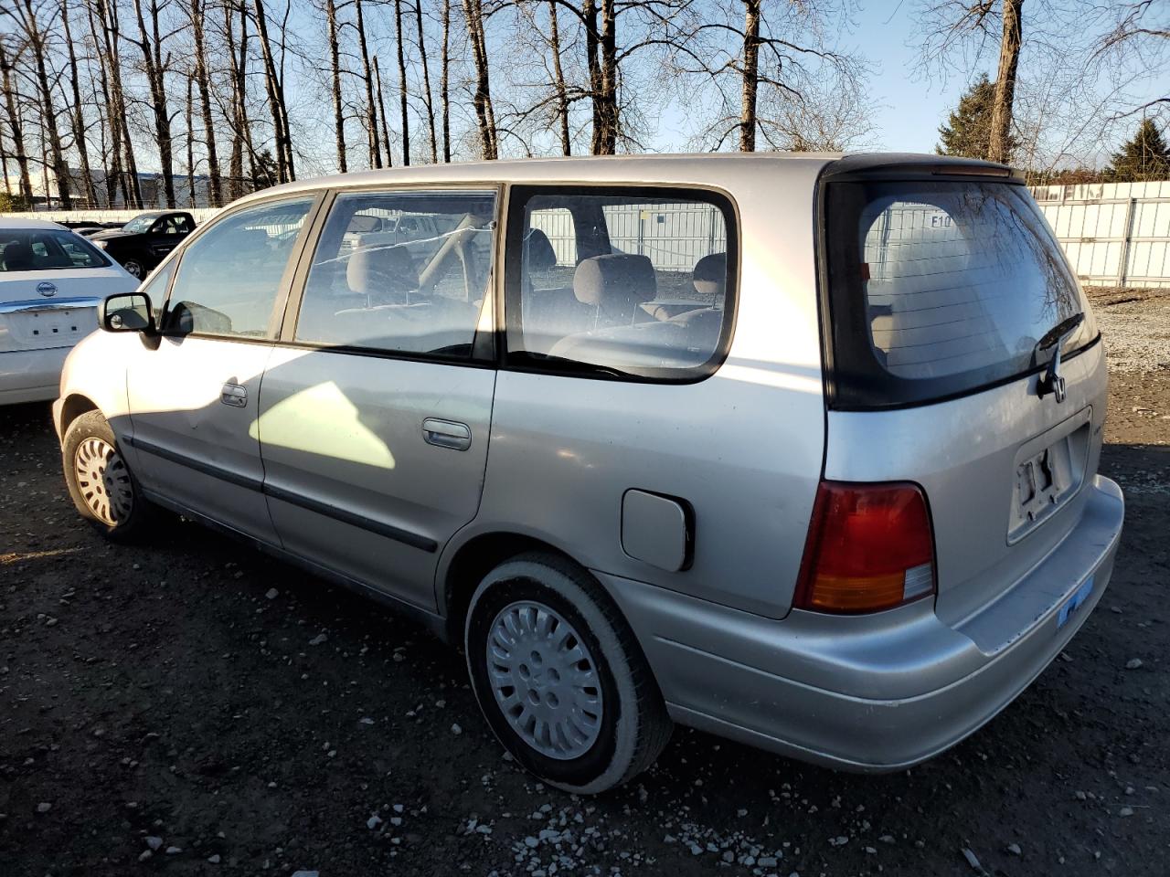 1996 Honda Odyssey - Image 2