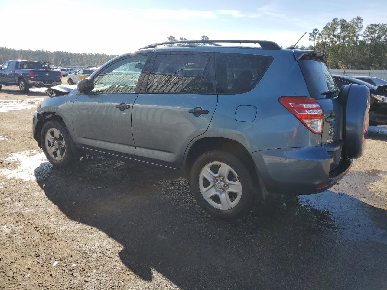 2011 Toyota RAV 4 - Image 2