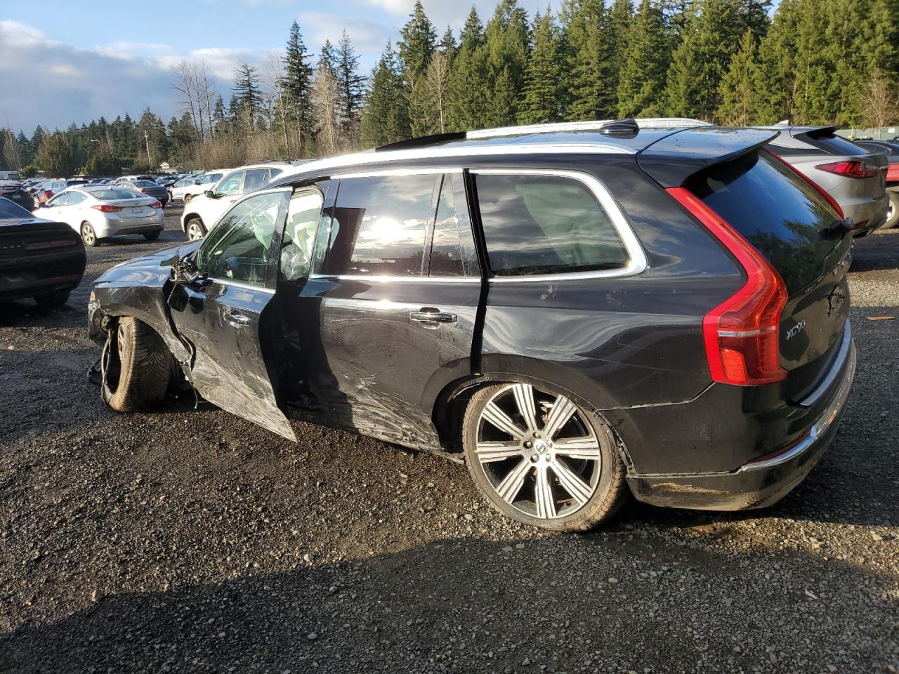 2020 Volvo XC90 - Image 2