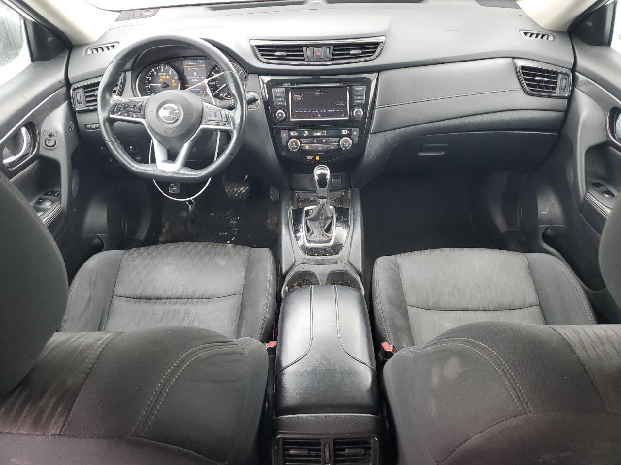 2018 Nissan Rogue - Image 8