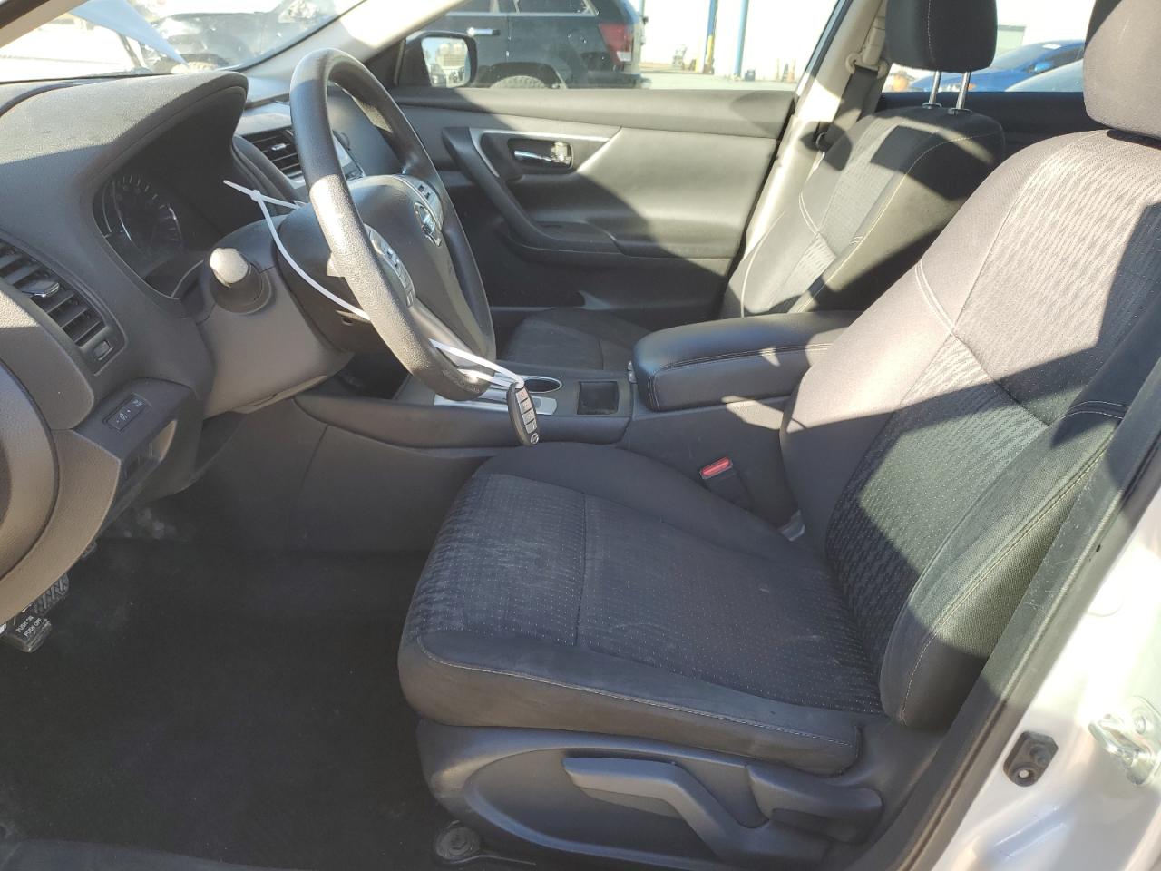 2017 Nissan Altima - Image 7
