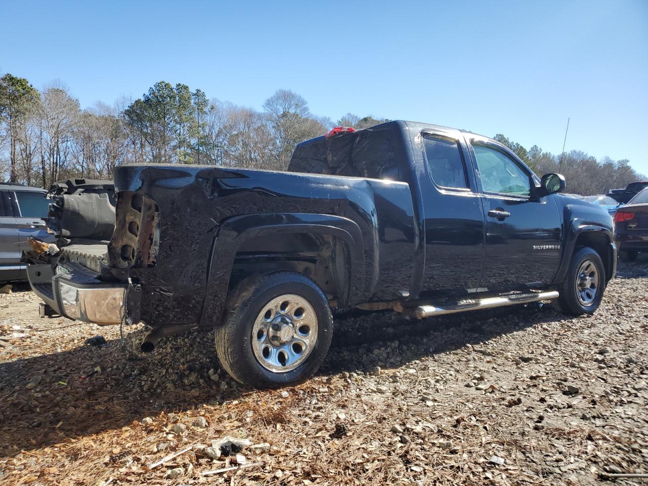 2009 Chevrolet Silverado - Image 3