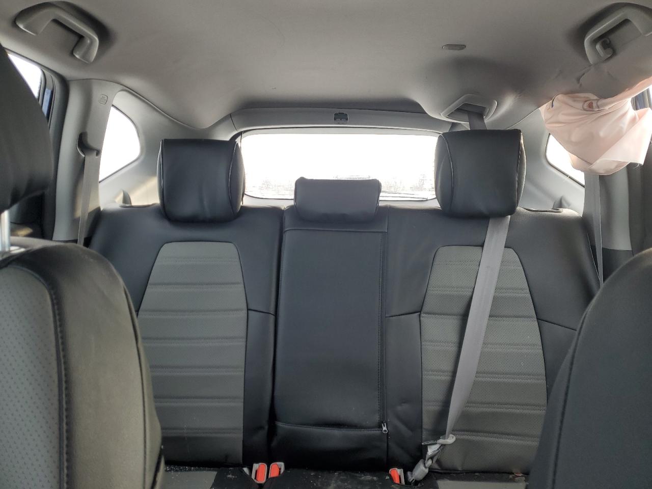 2017 Honda CR-V - Image 10