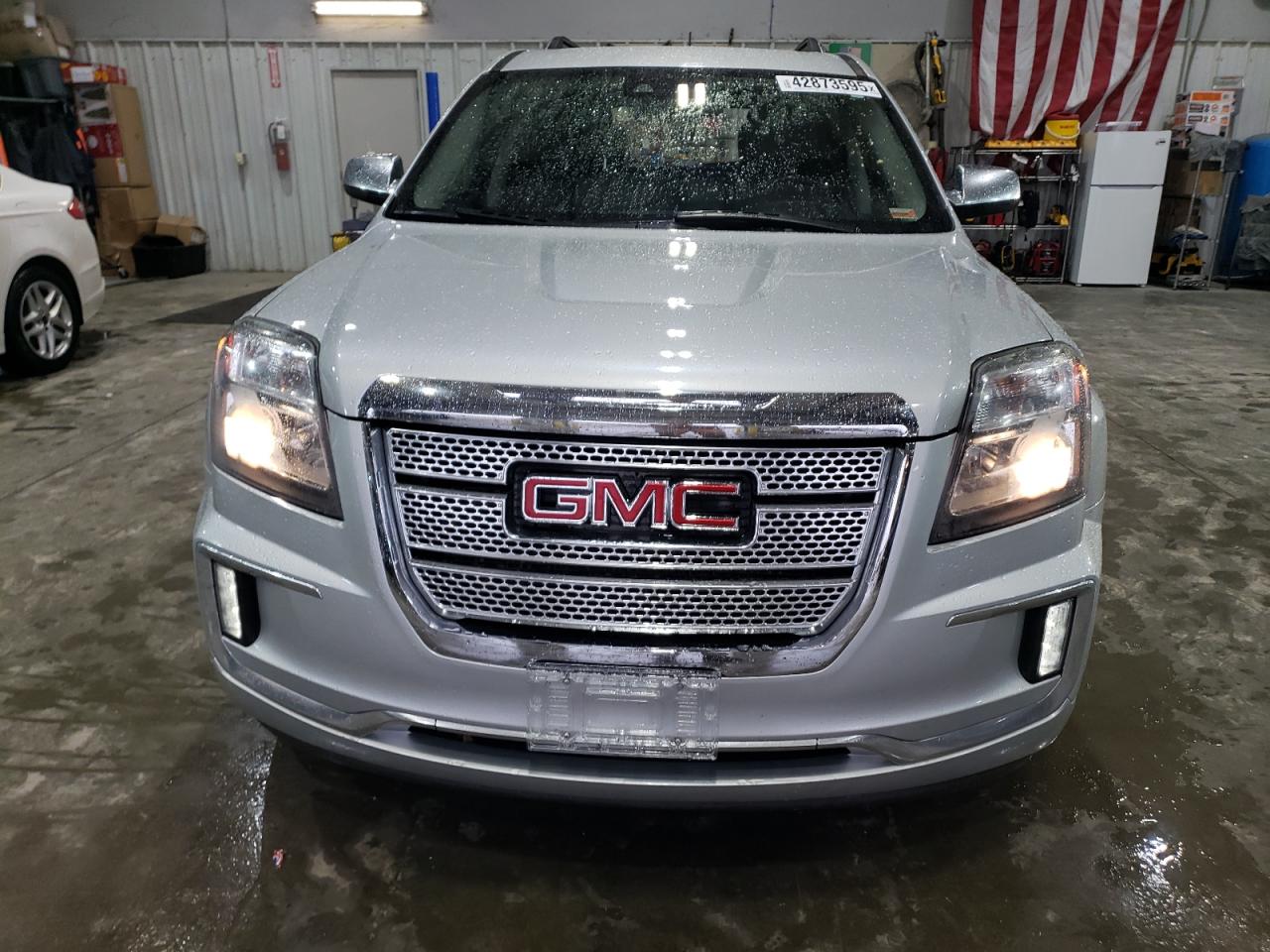 2016 GMC Terrain - Image 5