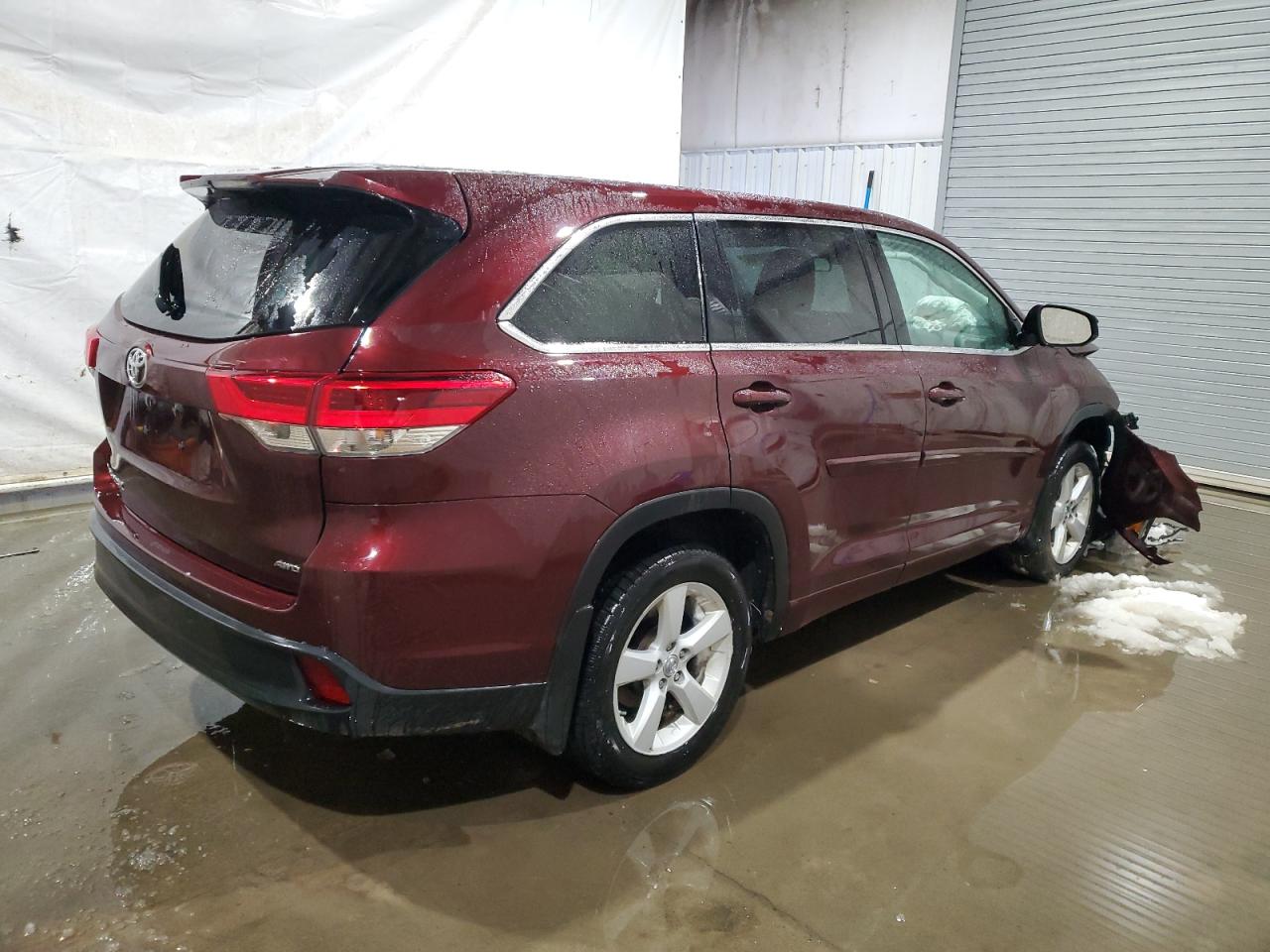 2018 Toyota Highlander - Image 3