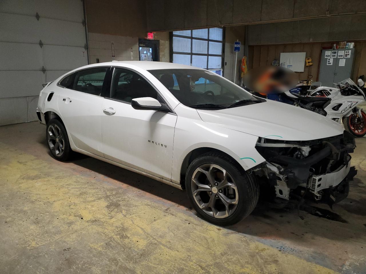 2021 Chevrolet Malibu - Image 4