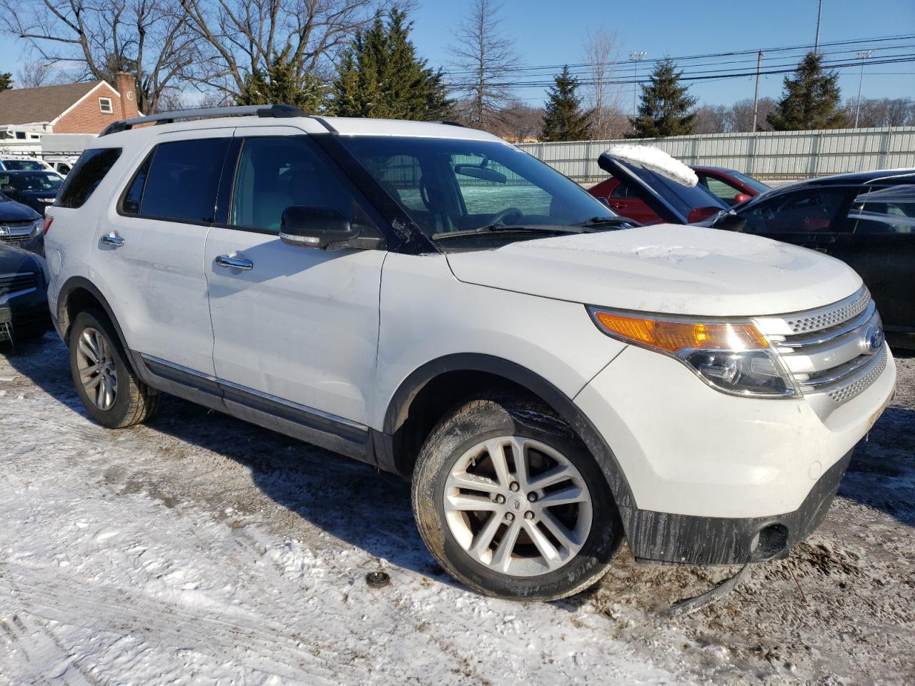2015 Ford Explorer - Image 4
