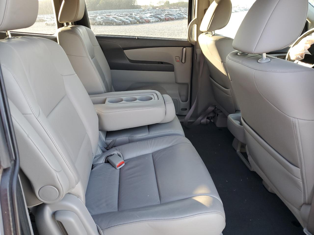 2013 Honda Odyssey - Image 11