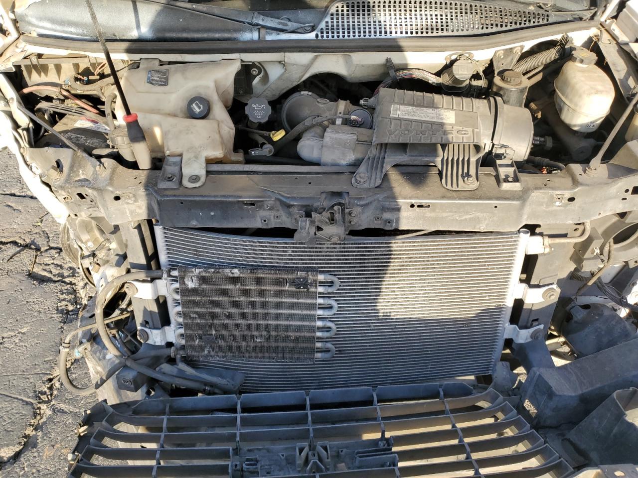 2007 GMC Savana - Image 13