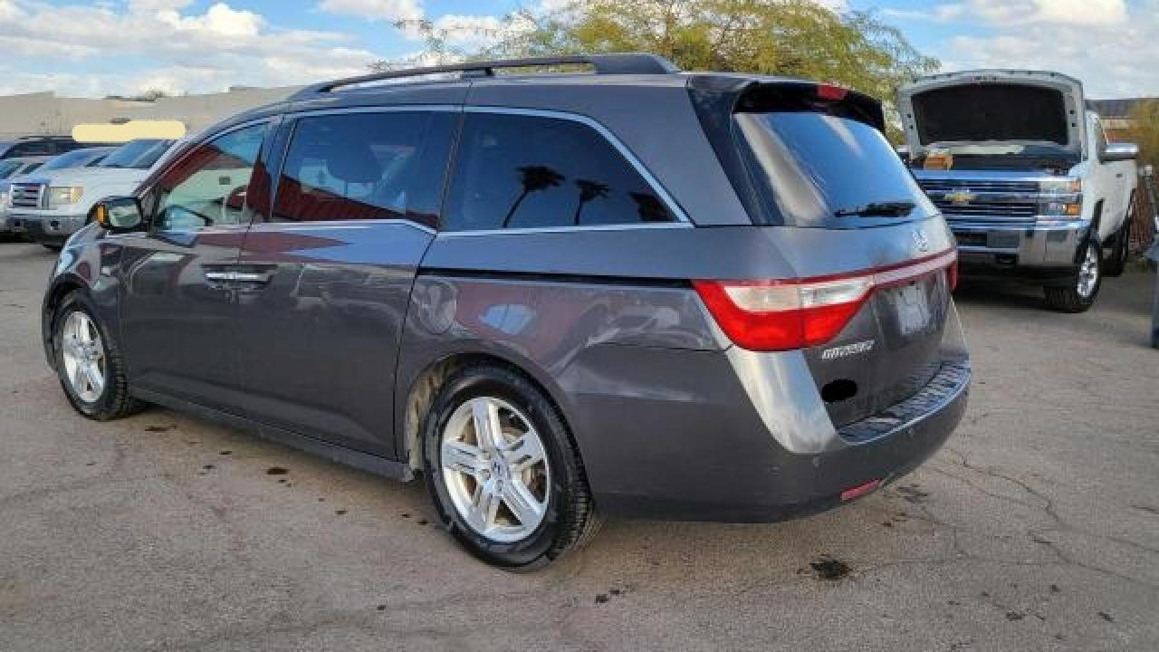 2011 Honda Odyssey - Image 3