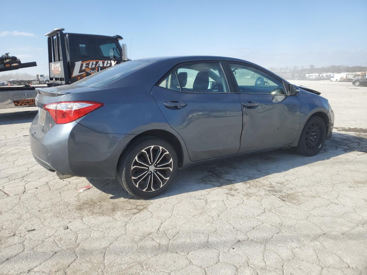 2016 Toyota Corolla - Image 3