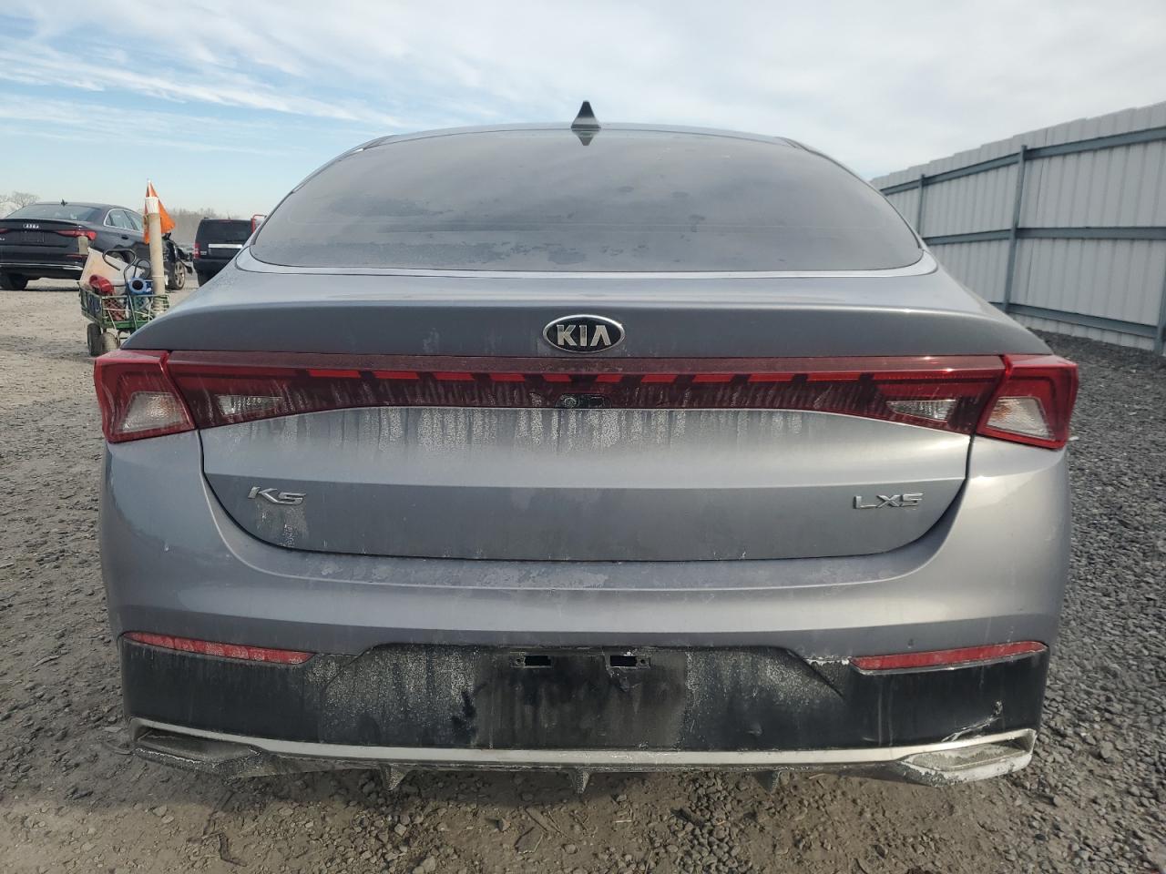 2021 Kia K5 - Image 6