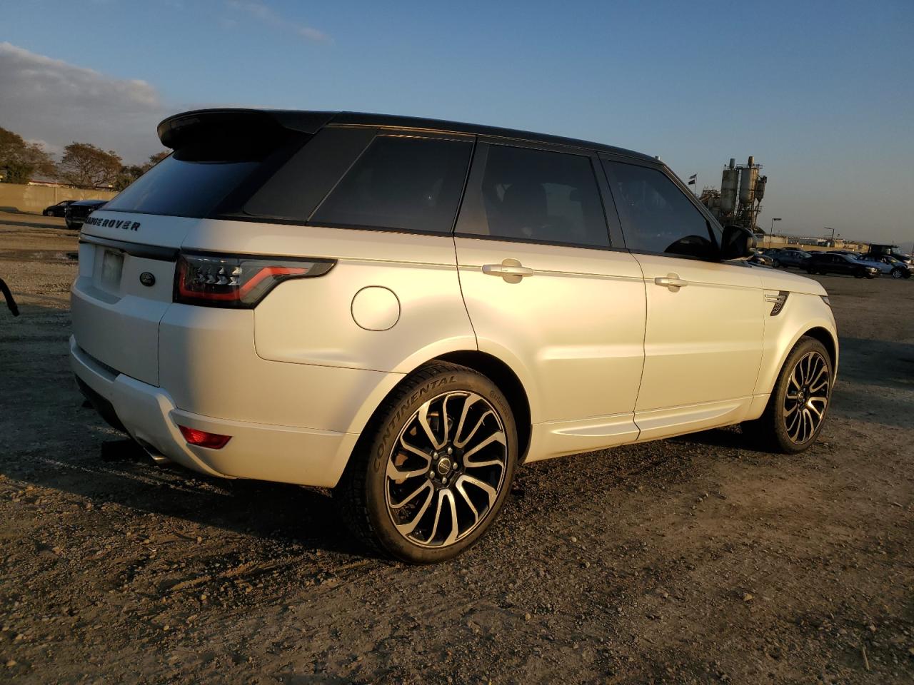 2014 Land Rover Range Rover - Image 3