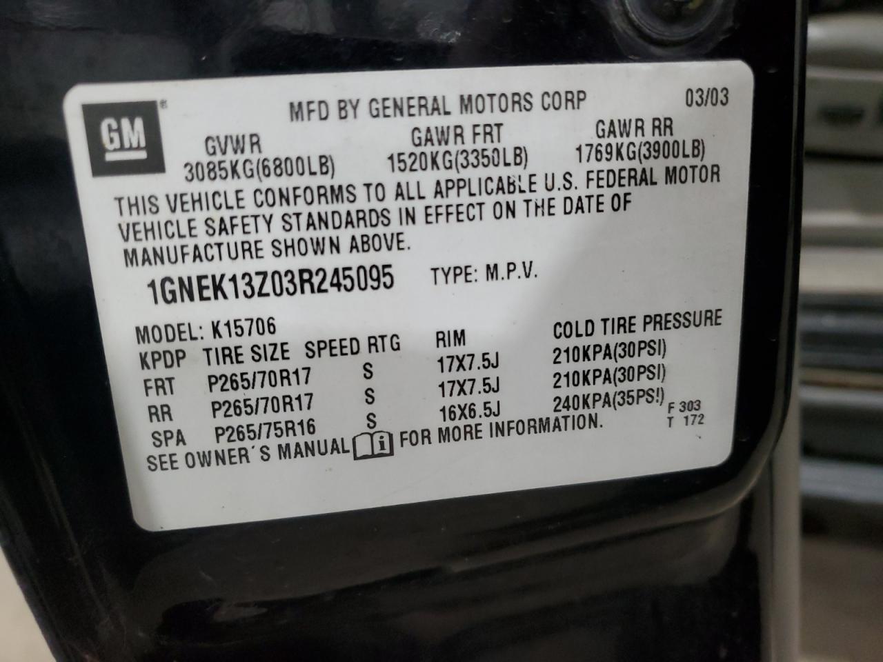 2003 Chevrolet Tahoe - Image 13