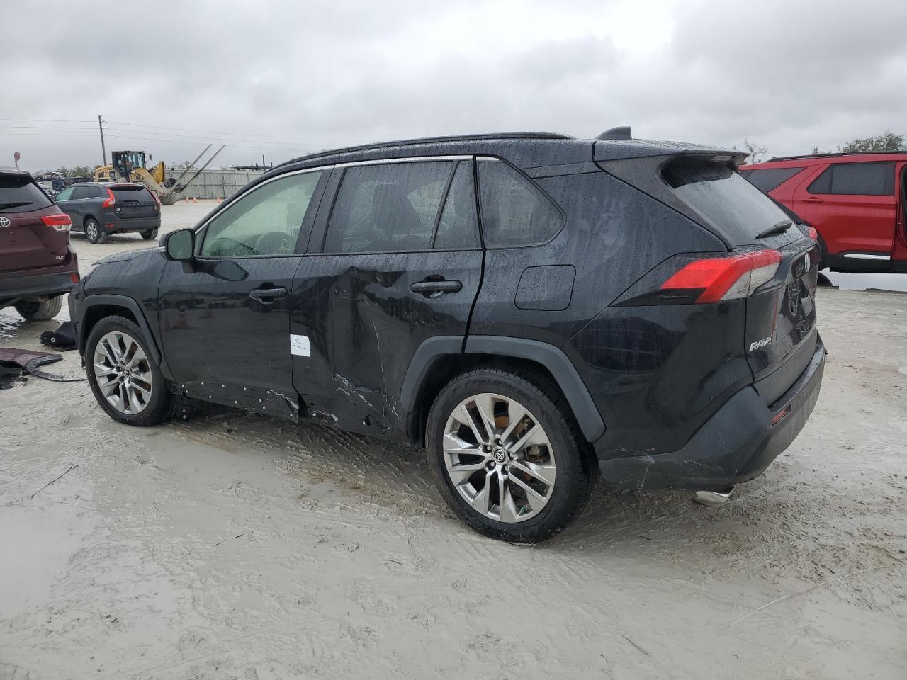 2019 Toyota RAV 4 - Image 2