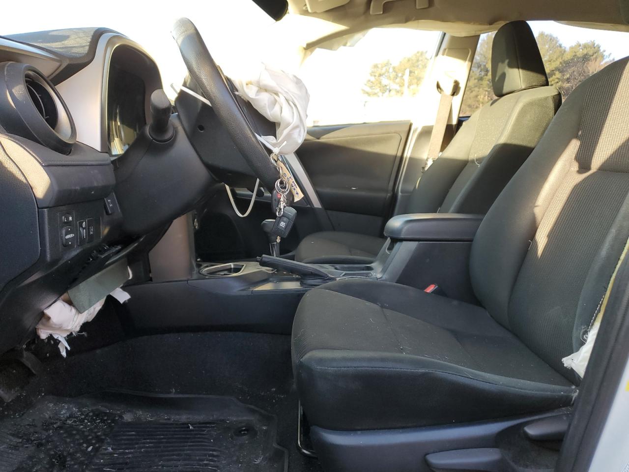 2018 Toyota RAV 4 - Image 7