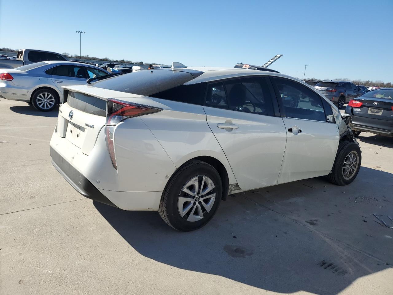 2018 Toyota Prius - Image 3