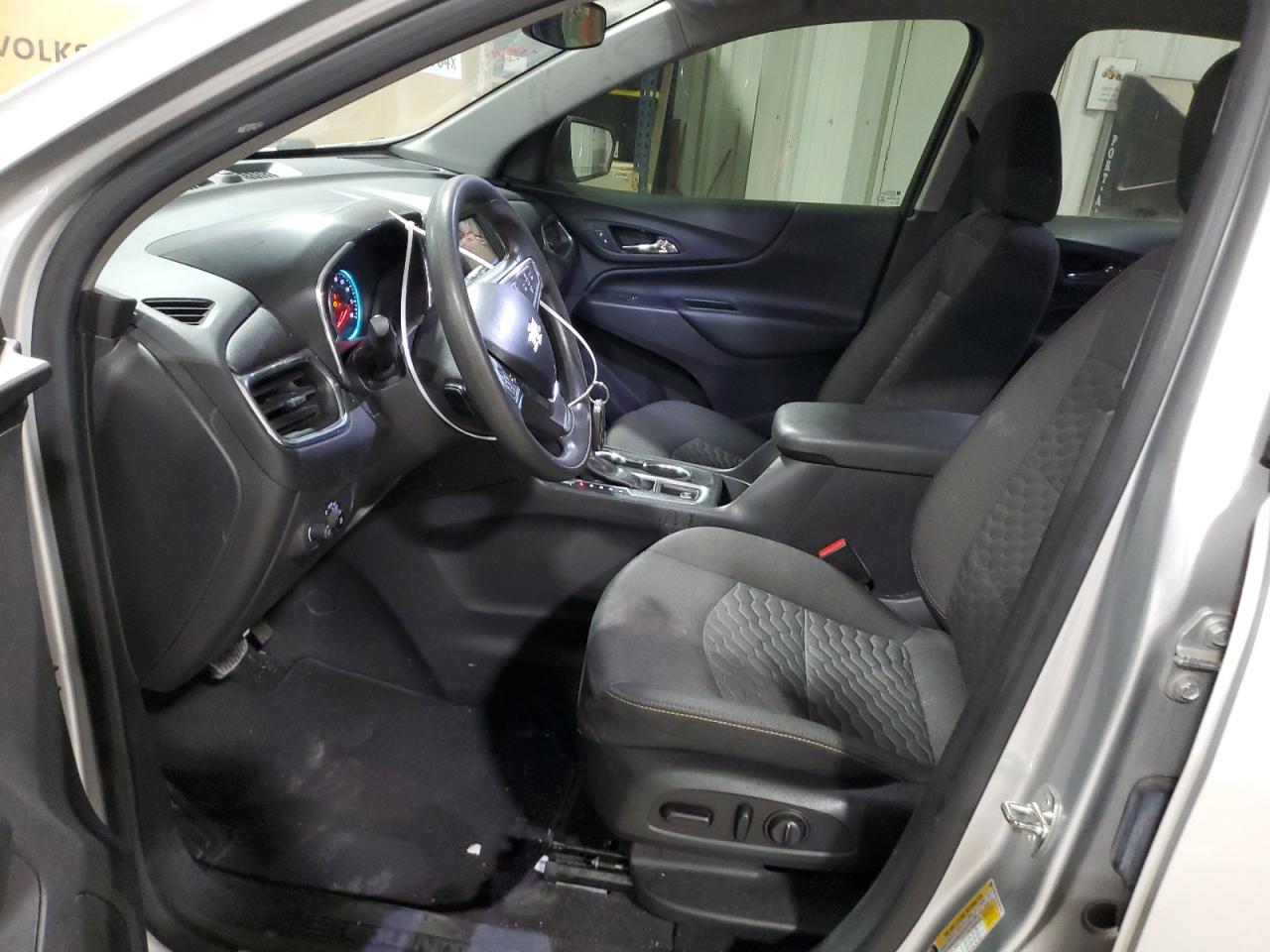 2020 Chevrolet Equinox - Image 7
