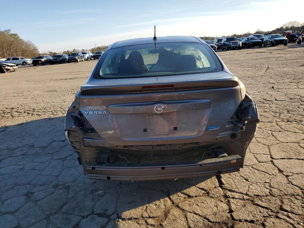 2015 Nissan Versa - Image 6