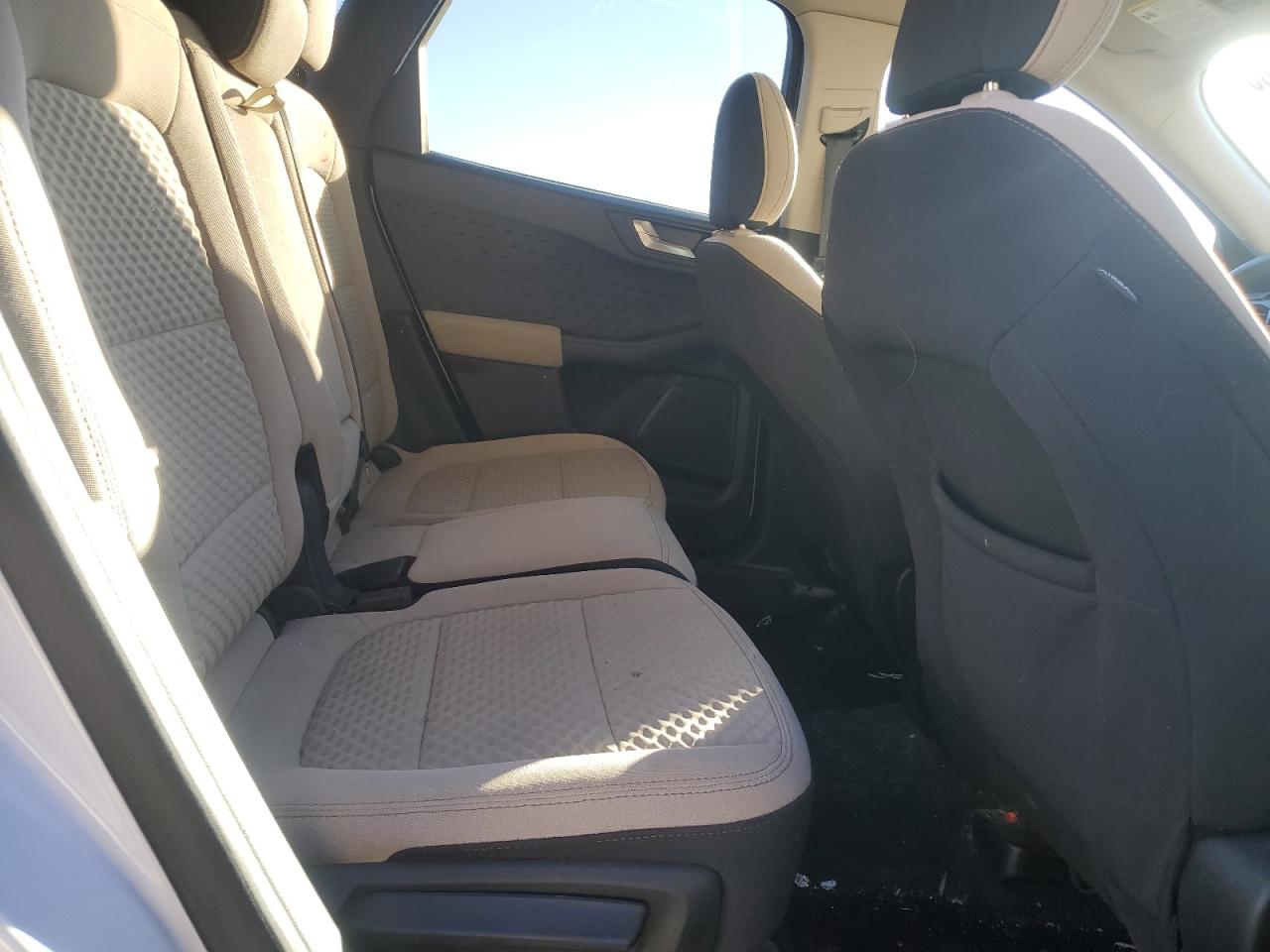 2020 Ford Escape - Image 11