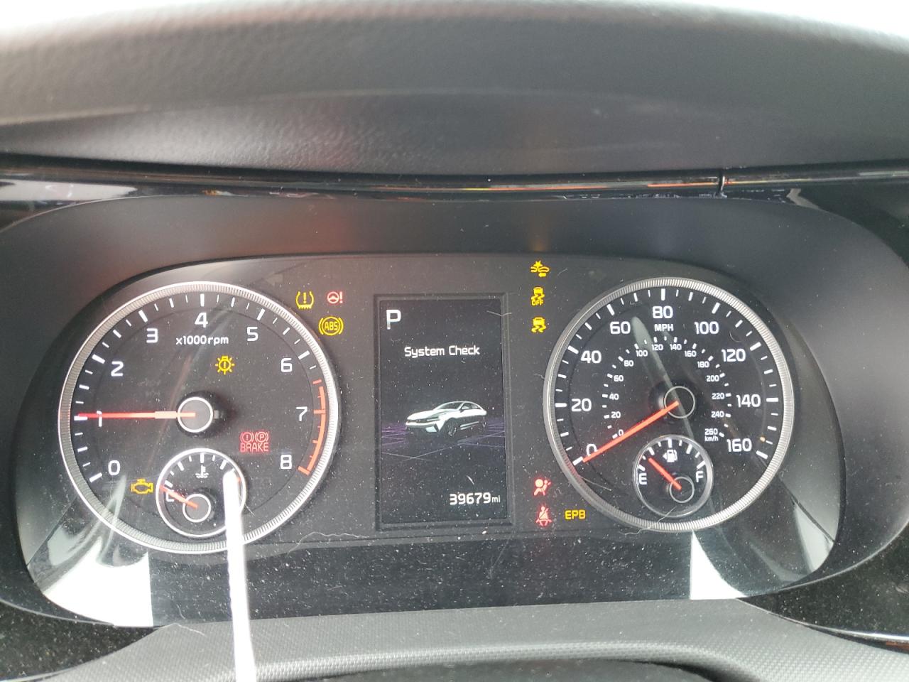 2023 Kia K5 - Image 9