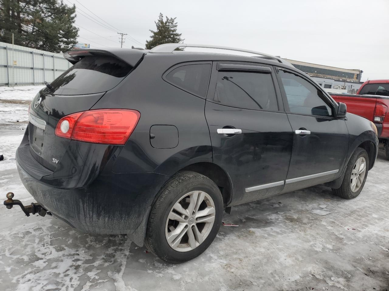 2013 Nissan Rogue - Image 3