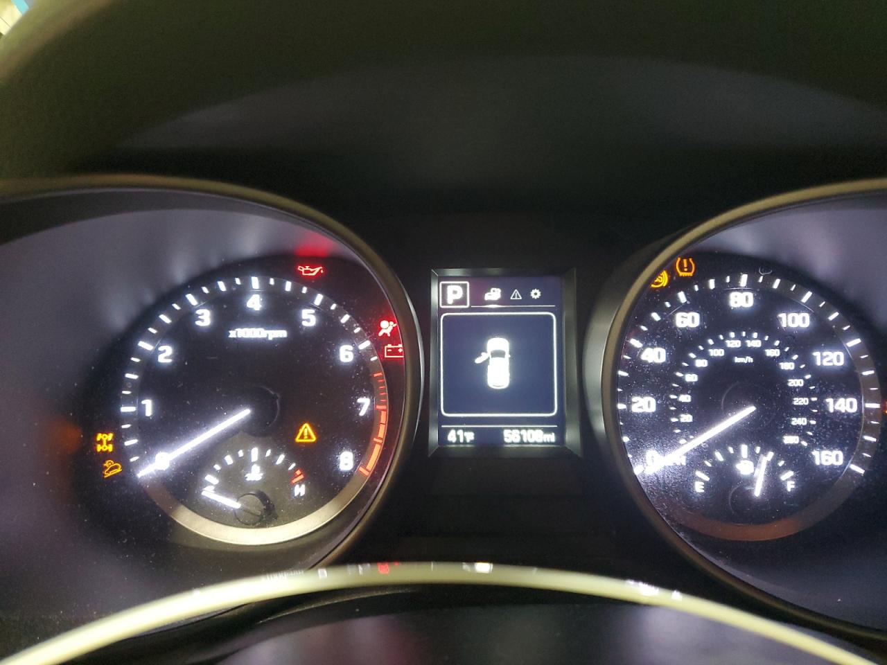 2018 Hyundai Santa Fe - Image 9
