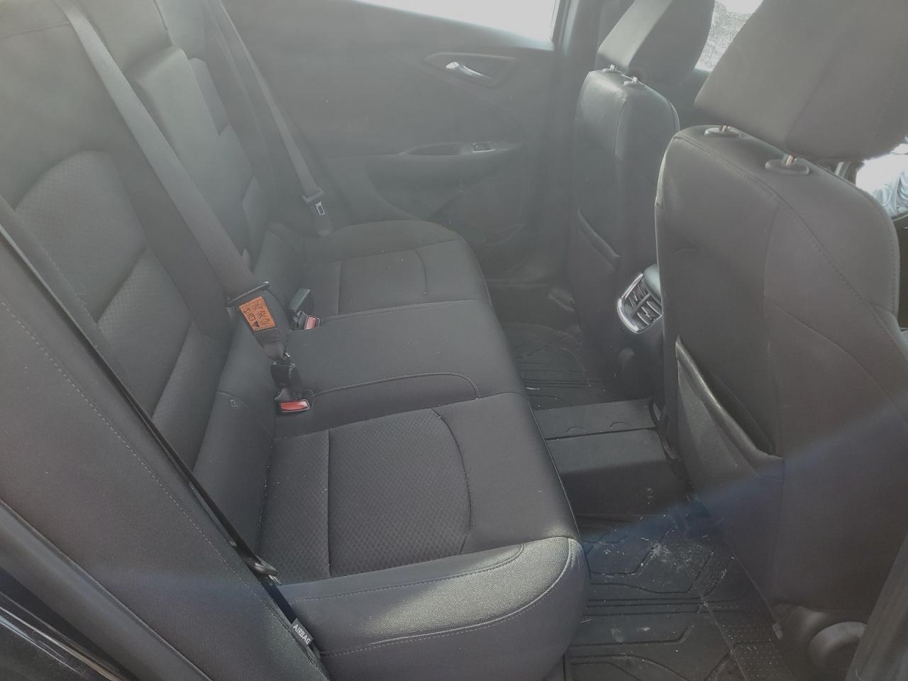 2019 Chevrolet Malibu - Image 11
