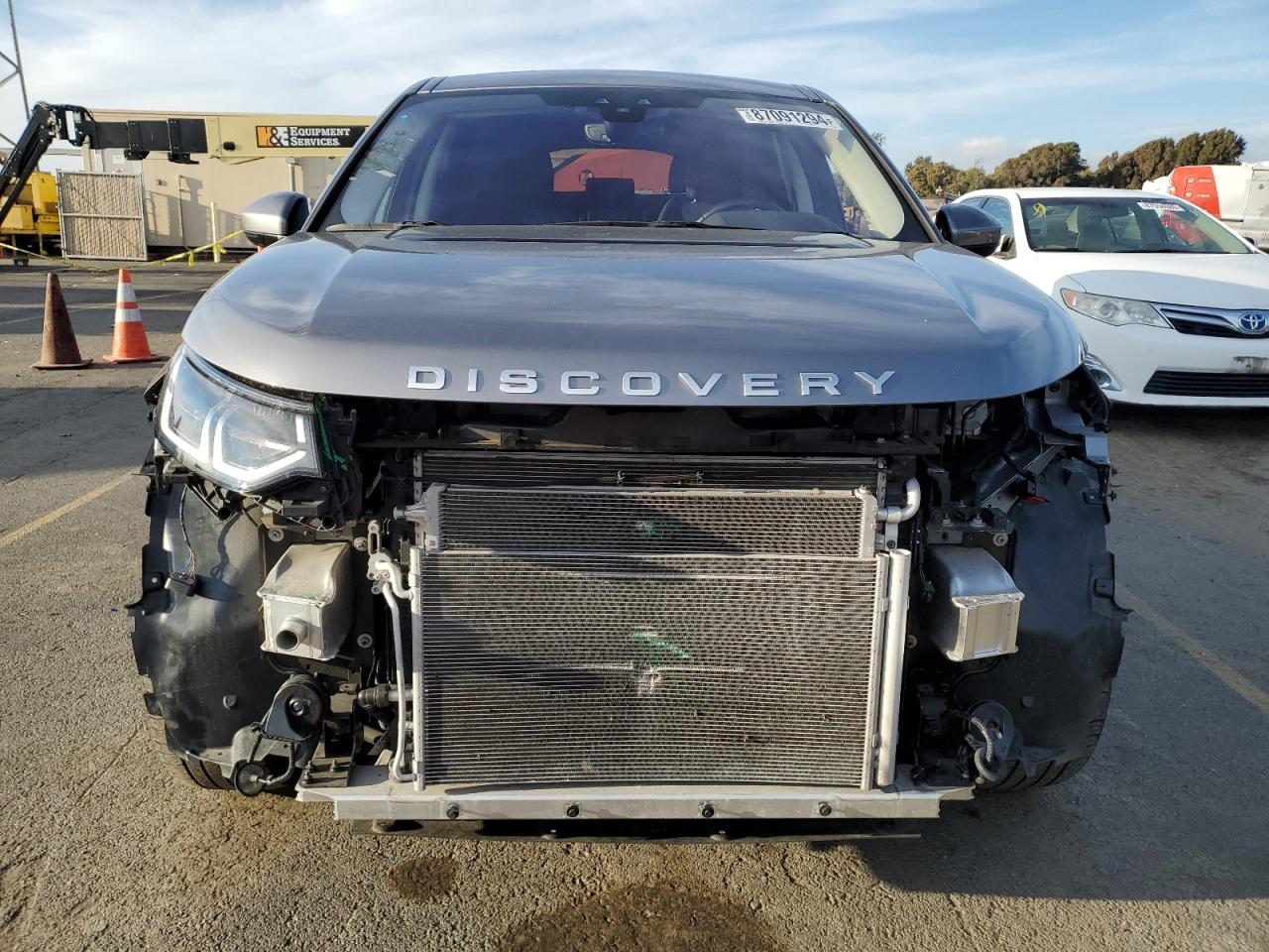 2020 Land Rover Discovery - Image 5