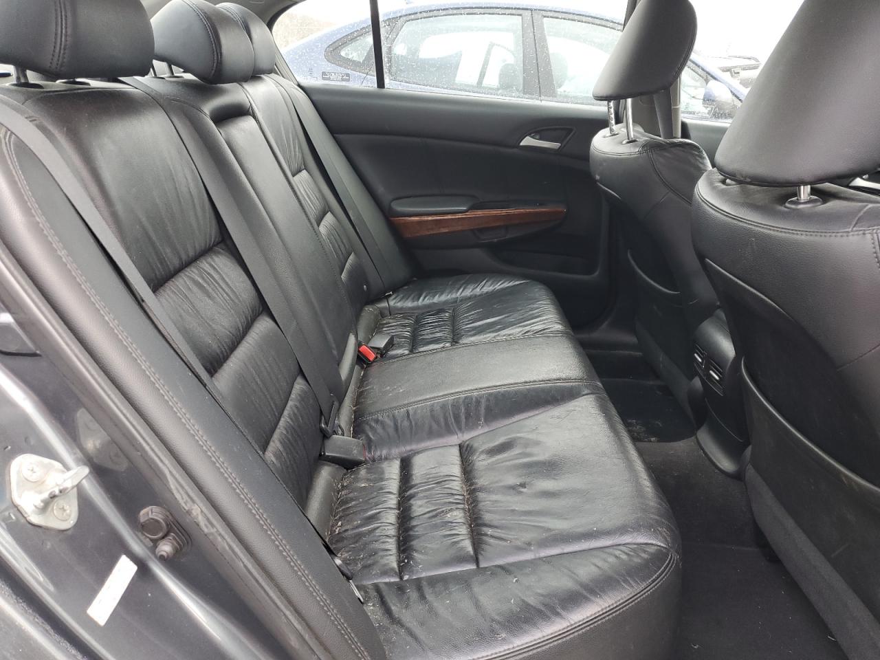 2011 Honda Accord - Image 10