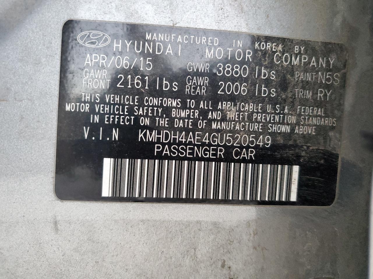2016 Hyundai Elantra - Image 12