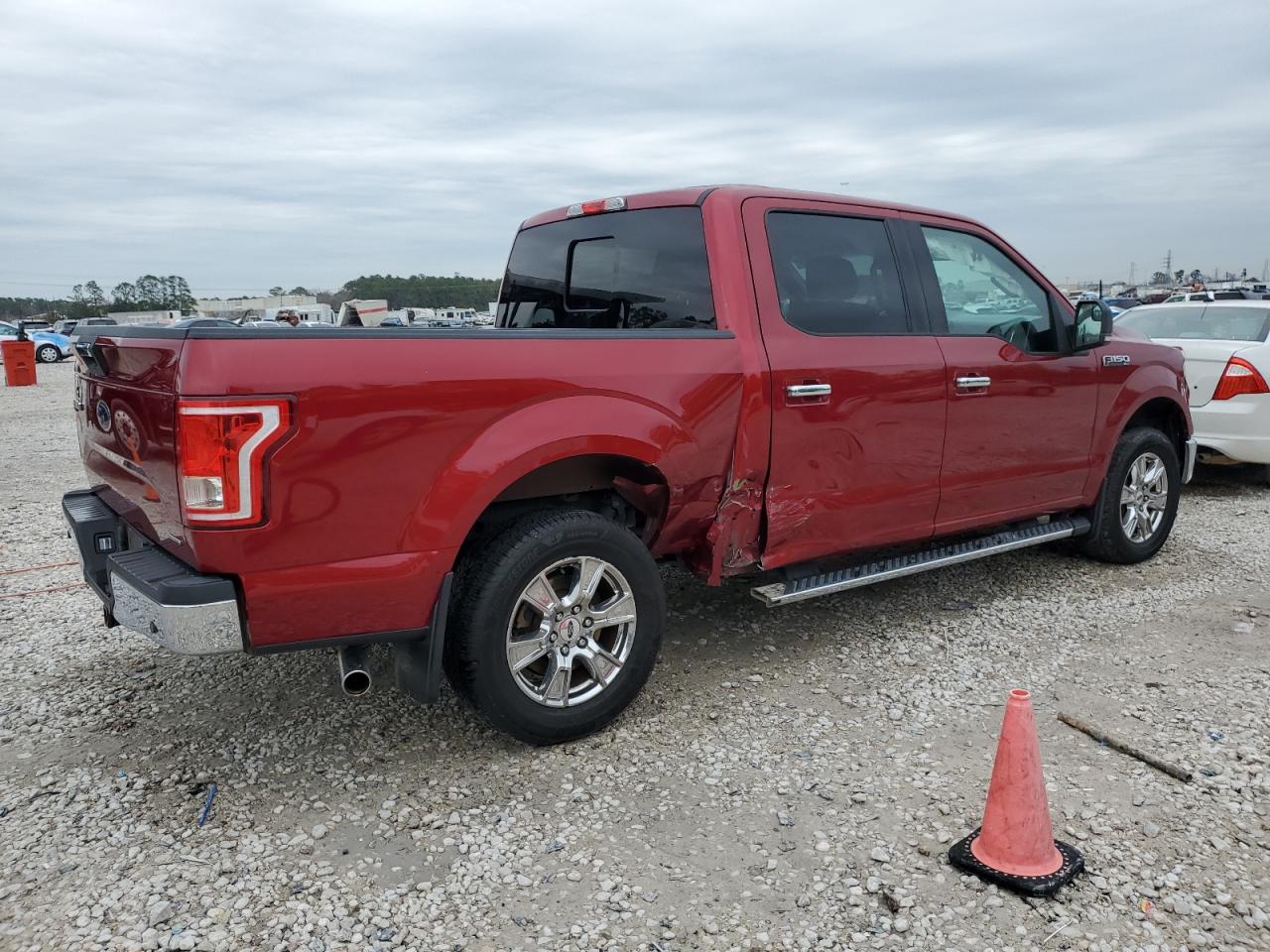 2015 Ford F-150 - Image 3
