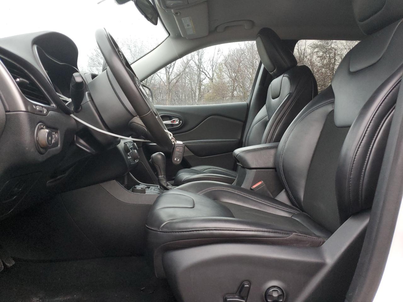 2020 Jeep Grand Cherokee - Image 7
