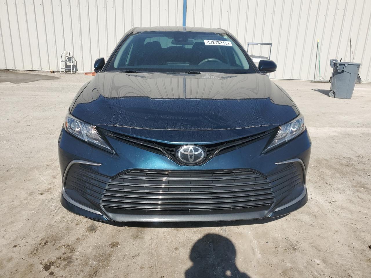 2021 Toyota Camry - Image 5