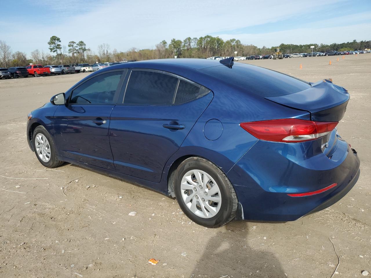 2017 Hyundai Elantra - Image 2