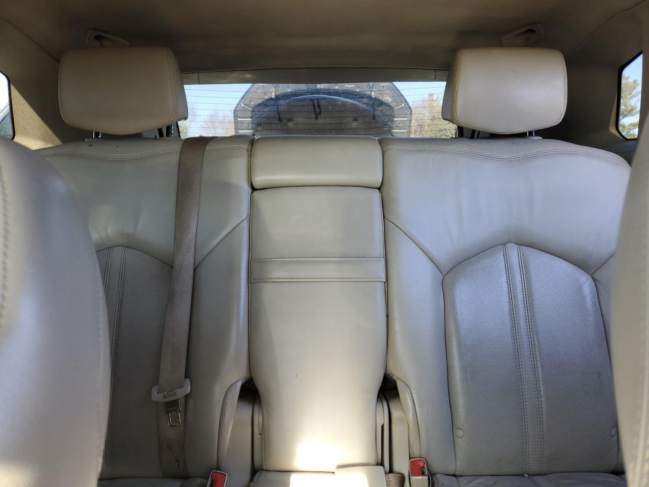 2010 Cadillac SRX - Image 10