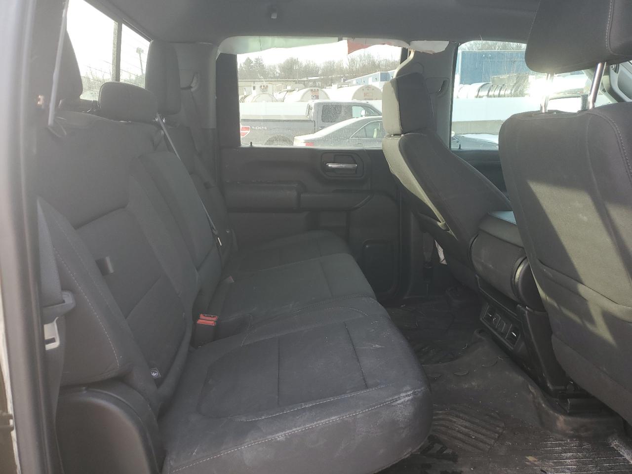 2022 Chevrolet Silverado - Image 10