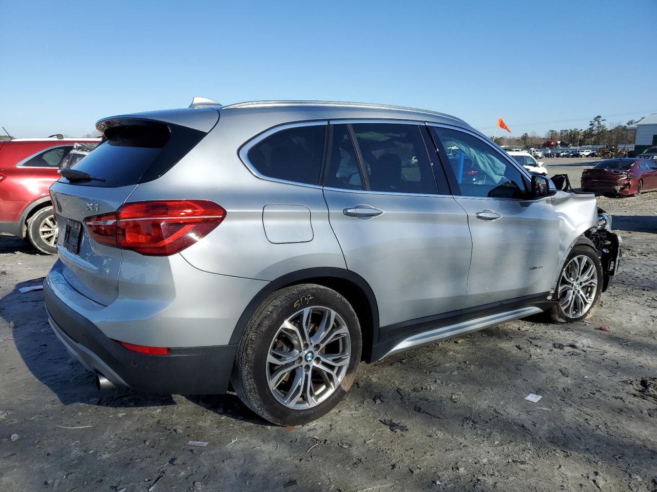2017 BMW X1 - Image 3