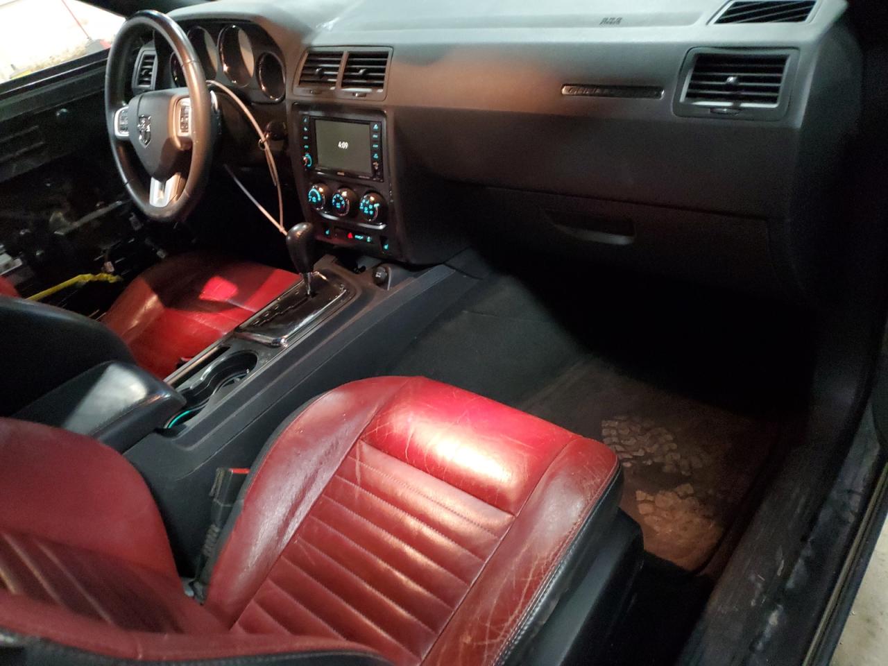 2013 Dodge Challenger - Image 8