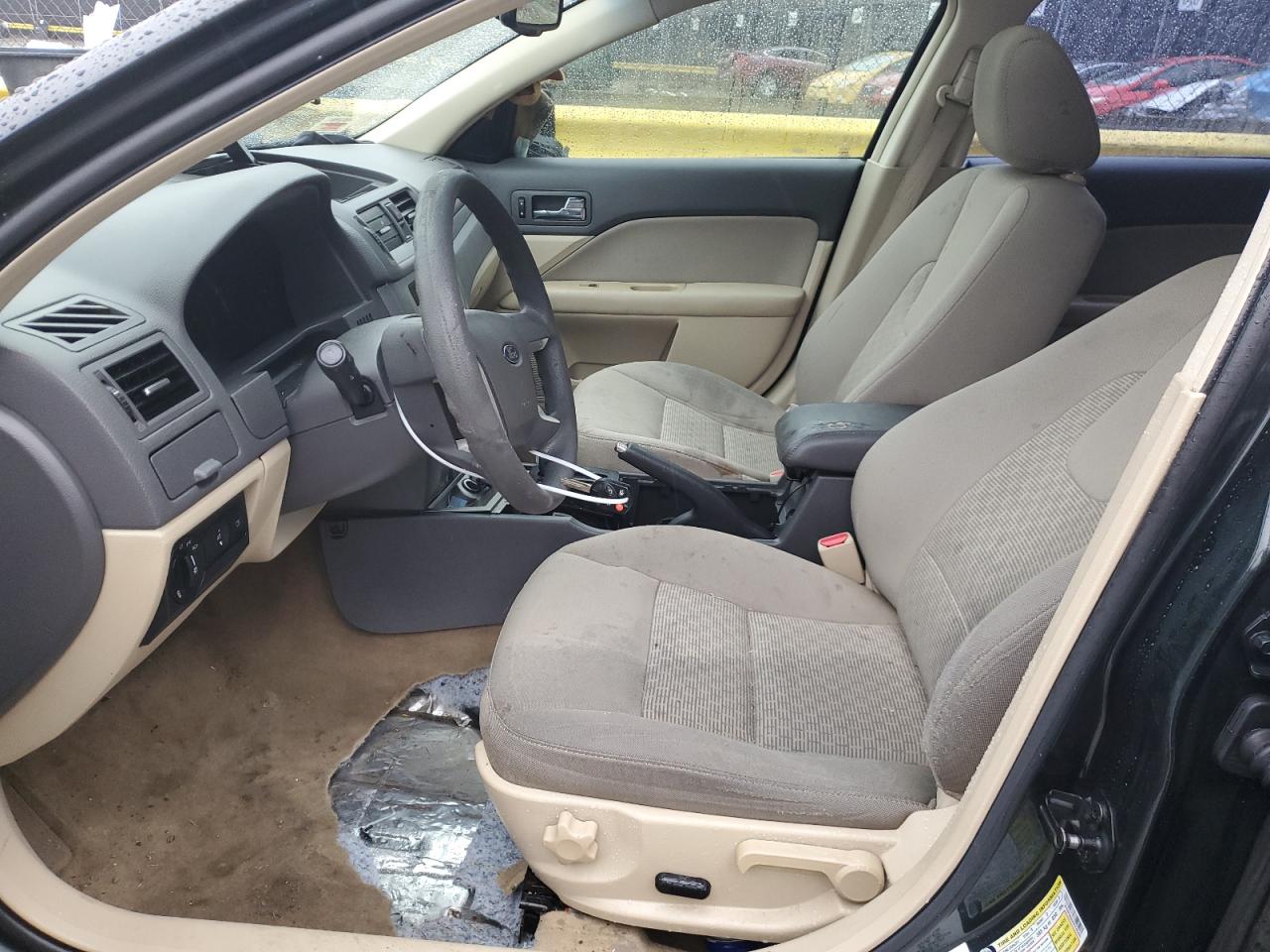 2010 Ford Fusion - Image 7
